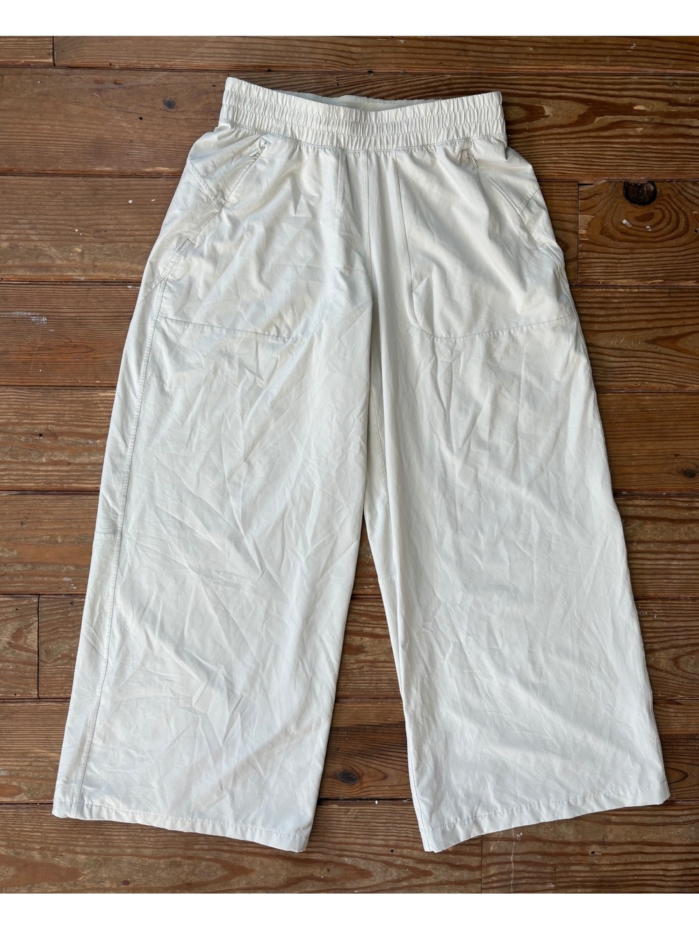 Lululemon Swift Mid-Rise Wide-Leg Pants Light Vapor Size 6 Cropped